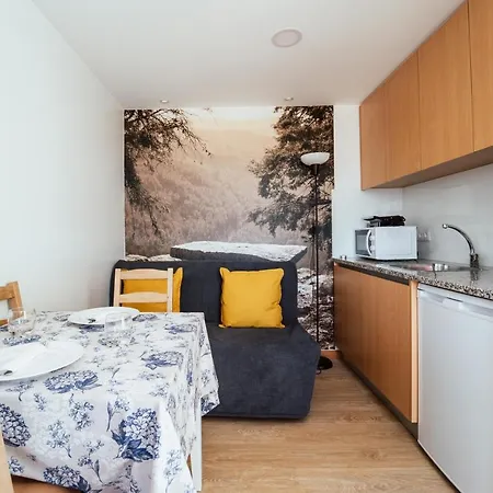 カントリーハウス Canastro Do Castanheiro Anisso